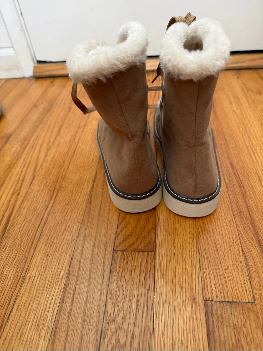 New Women’s Tan Faux-Suede Shearling Lace-Up Boots